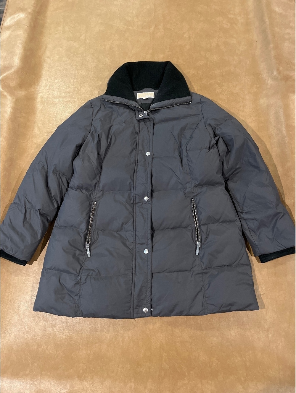 Michael Kors Down Puffer Jacket Gray (Women’s Large)